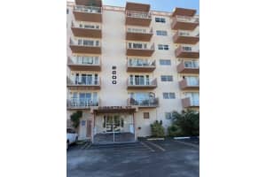 2200 E Hallandale Beach Blvd 109, Hallandale Beach