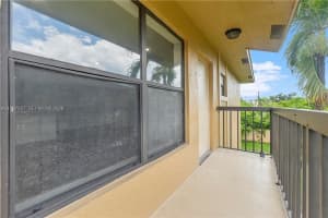 6690 W 26th Ct 23-16, Hialeah