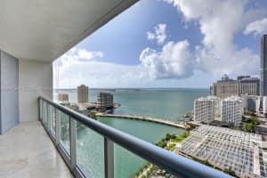 495 Brickell Ave 2807, Miami