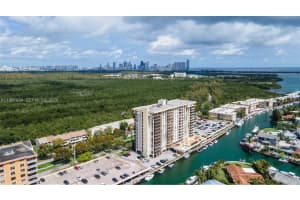 2500 Ne 135th St B506, North Miami