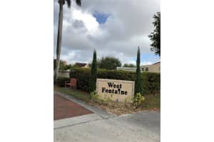 10241 Nw 9th St Cir 213-5, Miami