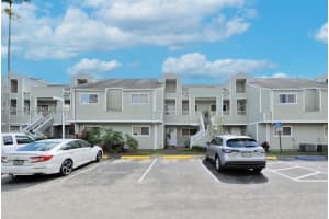3453 Nw 44th St 104, Oakland Park