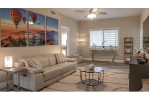 2916 Tuscany Ct 201, Palm Beach Gardens