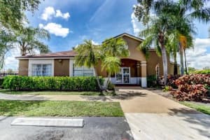 1129 Lake Victoria Dr F, West Palm Beach