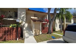 8011 Southgate Blvd L8, North Lauderdale