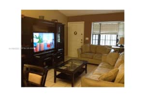 11449 Nw 89 Ct, Hialeah Gardens