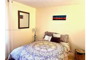 2841 Somerset Dr 215, Lauderdale Lakes