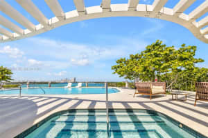 1135 103rd St 304, Bay Harbor Islands