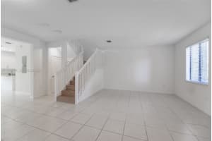 640 Ne 207th St, Miami 640 Ne 207th St, Miami