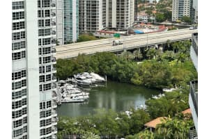 3530 Mystic Pointe Dr 2607, Aventura