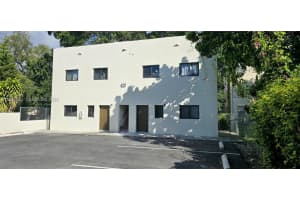 1037 Sw 4th St 4, Miami