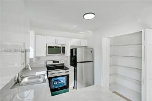 3398 Ne 9th Dr 104, Homestead