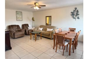 920 Sw 11th Ave 11d, Hallandale Beach