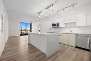 101 Diplomat Pkwy 1004, Hallandale Beach