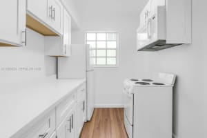 635 8th St 205, Miami Beach