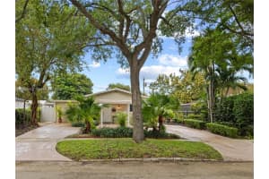 6665 Nw 39th St, Virginia Gardens