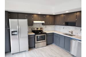 8075 Sw 107th Ave 311, Miami