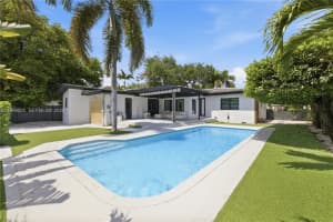 86 Ne 110th St, Miami Shores
