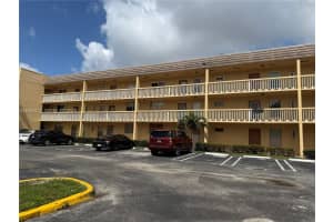 5851 Nw 62nd Ave 305, Tamarac