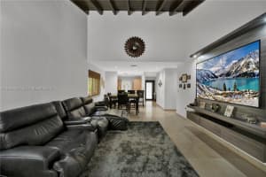 3996 Estepona Ave 4-a-1, Doral