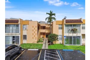 9340 W Flagler St 207b, Miami