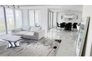 19707 Turnberry Way 18k, Aventura