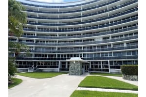 900 Bay Dr 311, Miami Beach