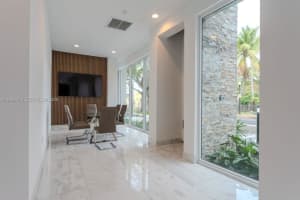 1850 Monroe St 410, Hollywood