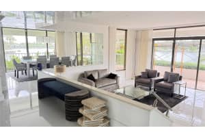 19707 Turnberry Way Th-6, Aventura
