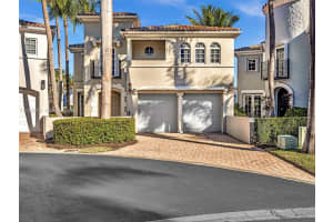 20780 Ne 32nd Ave, Aventura