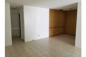 701 Nw 1st St 19, Hallandale Beach