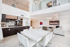 7928 East Drive 106, North Bay Village