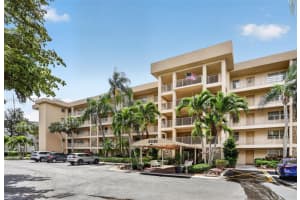 4030 W Palm Aire Dr 105, Pompano Beach