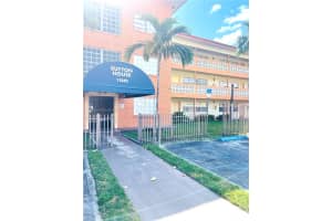 11840 Ne 19th Dr 5, North Miami 11840 Ne 19th Dr 5, North Miami