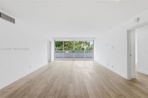 1627 Brickell Ave 603, Miami