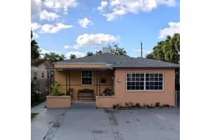 2250 Sw 11th St C, Miami