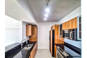 2775 Ne 187th St 513, Aventura