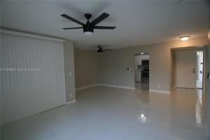 4698 Nw 22nd St 4248, Coconut Creek