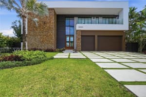 3300 Ne 170th St, North Miami Beach
