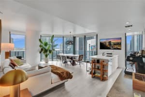 45 Sw 9th St 1803, Miami