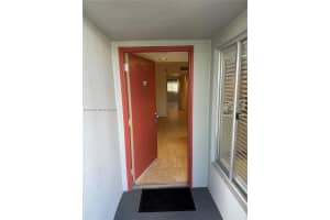 800 Sw 137th Ave 404g, Pembroke Pines