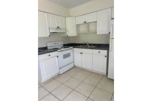 5649 Sw 27th St 1, West Park
