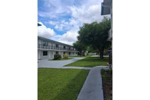 4444 Sw 67th Ave 6, Miami