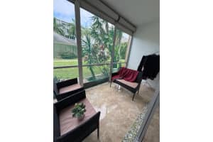 219 Ne 14th Ave 101, Hallandale Beach