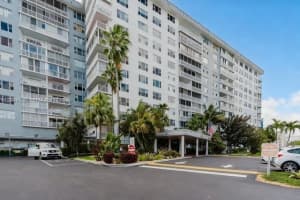 3800 Hillcrest Dr 411, Hollywood