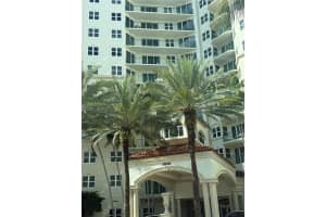 20000 E Country Club Dr Ph09, Aventura