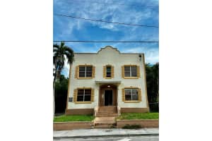 1620 Nw 3rd St 6, Miami