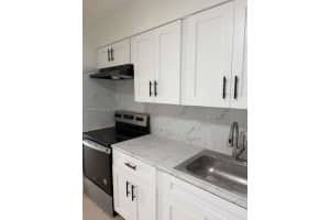 18416 Ne 24th Ct 18418, North Miami Beach