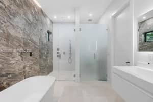 80 Nw 129th Ave, Miami