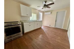 514 27th N St B, Fort Pierce